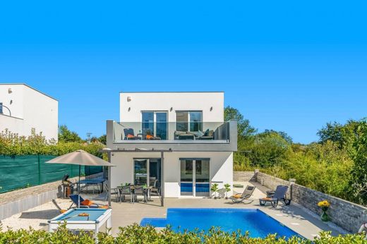 Luxury House for sale in Svetvincenat, 613 000 €, Photo 2