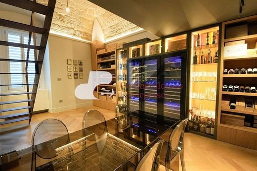 Luxury Apartment for sale in Bari, 10 €, Photo 3