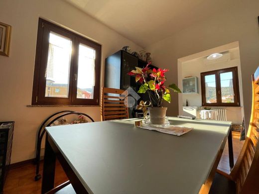 Luxury House for sale in Spotorno, 1 190 000 €, Photo 4