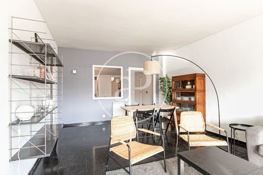 Luxury Apartment for sale in Barcelona, 780 000 €, Photo 6