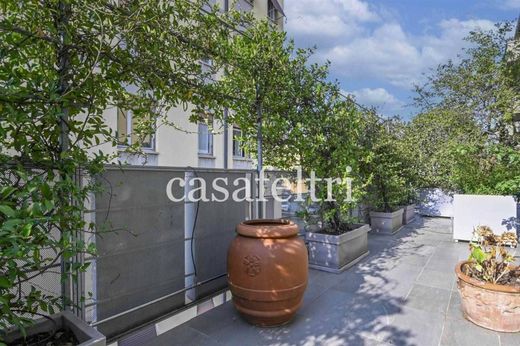 Appartement de luxe à vendre à Bergamo, 990 000 €, Photo 2