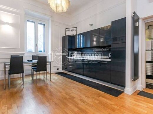 Appartement de luxe à vendre à Milan, 490 000 €, Photo 2