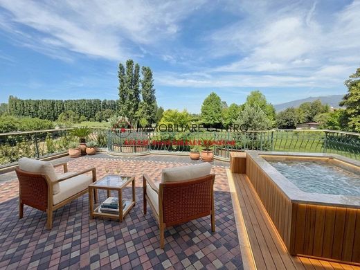 Luxury House for sale in Pietrasanta, 1 780 000 €, Photo 2