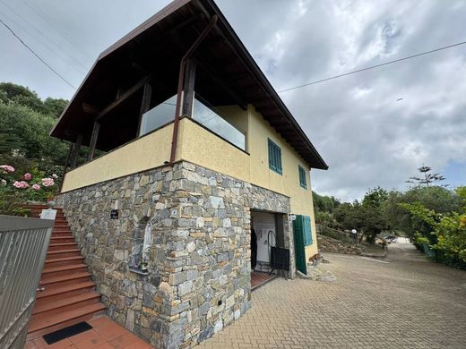 Luxury House for sale in Castellaro, 450 000 €, Photo 3
