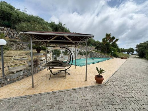 Luxury House for sale in Castellaro, 450 000 €, Photo 5