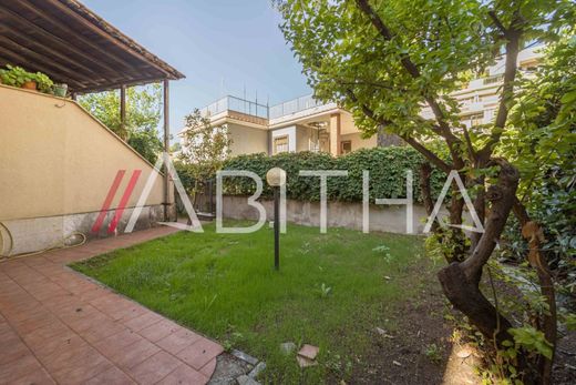 Luxury House for sale in Rome, 1 265 000 €, Photo 5