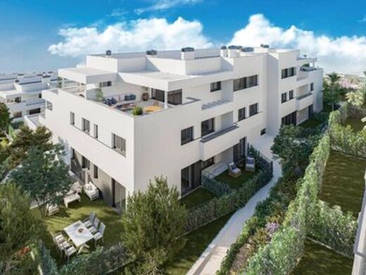 Luxury Apartment for sale in Casares, 525 000 €, Photo 2