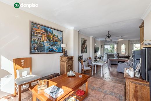 Maison de luxe à vendre à Granada, 439 000 €, Photo 5