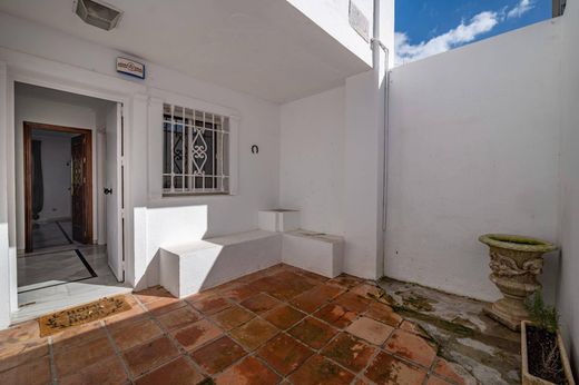 Luxury House for sale in Granada, 630 000 €, Photo 5