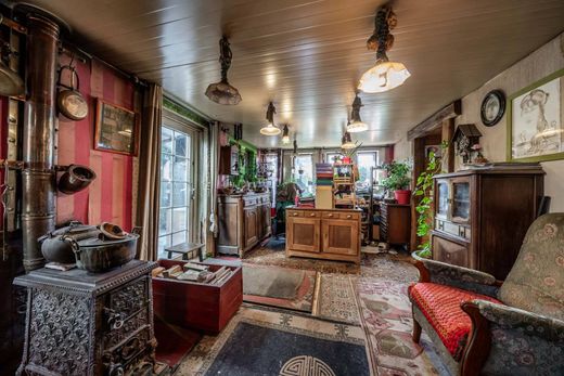 Maison de luxe à vendre à Somme-Leuze, 295 000 €, Photo 7