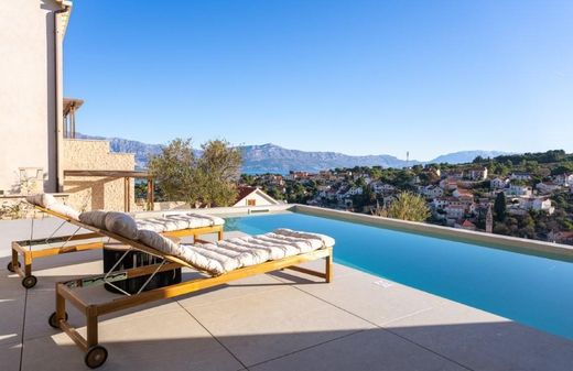 Maison de luxe à vendre à Splitska, 1 250 000 €, Photo 1