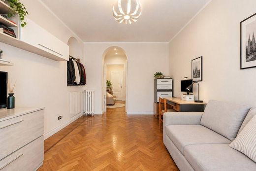 Appartement de luxe à vendre à Milan, 750 000 €, Photo 1