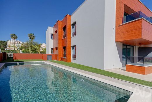 Luxury Apartment for sale in Quarteira, 790 000 €, Photo 1