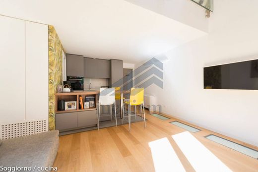 Appartement de luxe à vendre à Milan, 590 000 €, Photo 2
