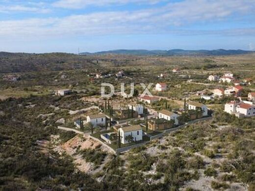 Luxury House for sale in Šibenik, 800 000 €, Photo 7