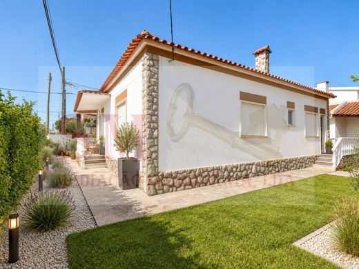 Maison de luxe à vendre à Seixal, 445 000 €, Photo 4