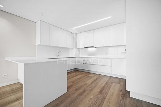 Appartement de luxe à vendre à Câmara de Lobos, 570 000 €, Photo 4
