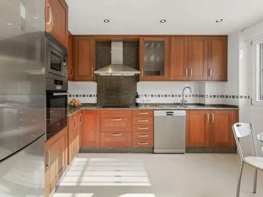 Maison de luxe à vendre à Marbella, 1 395 000 €, Photo 6