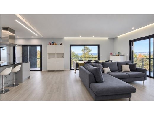 Luxury Apartment for sale in Viseu, 535 000 €, Photo 7