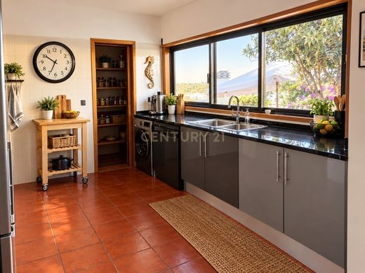 Maison de luxe à vendre à Charneca de Caparica, 530 000 €, Photo 2
