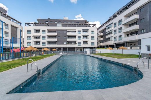 Luxury Apartment for sale in Armilla, 449 900 €, Photo 3