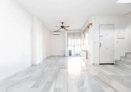 Luxury House for sale in Armilla, 400 000 €, Photo 4