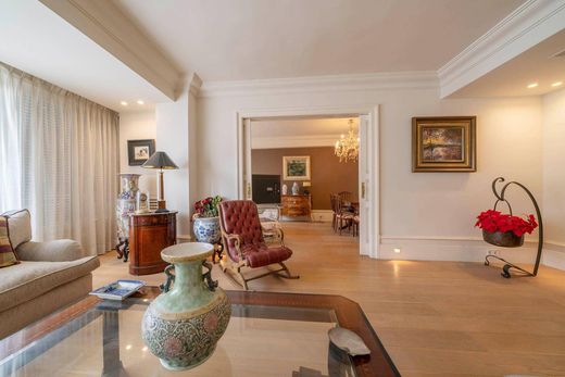 Luxury Apartment for sale in Madrid, 1 300 000 €, Photo 6