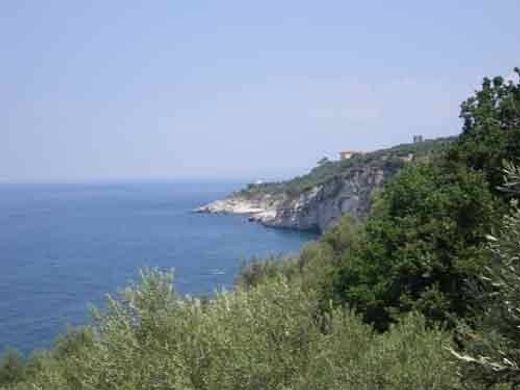 Luxury House for sale in Massa Lubrense, 1 800 000 €, Photo 2