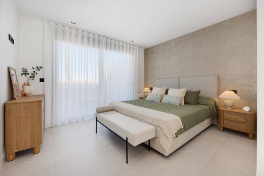 Maison de luxe à vendre à Torrevieja, 585 000 €, Photo 4