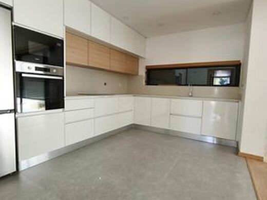 Luxury House for sale in Santa Maria Da Feira, 475 000 €, Photo 6