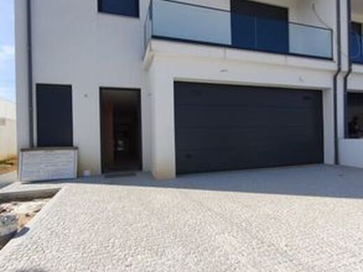 Luxury House for sale in Santa Maria Da Feira, 475 000 €, Photo 7
