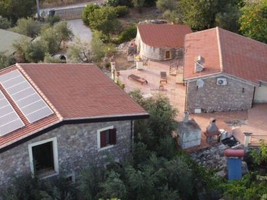 Luxury House for sale in Sonnino, 580 000 €, Photo 2
