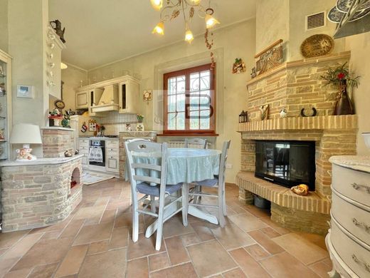 Maison de luxe à vendre à Camaiore, 650 000 €, Photo 6