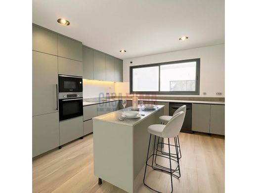 Maison de luxe à vendre à Braga, 400 000 €, Photo 6