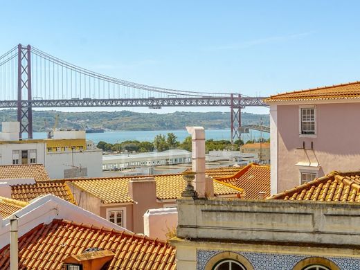 Appartement de luxe à vendre à Lisbon, 920 000 €, Photo 1