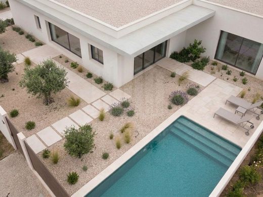 Maison de luxe à vendre à Seixal, 550 000 €, Photo 1
