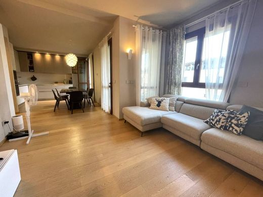 Luxury Apartment for sale in Sesto Fiorentino, 450 000 €, Photo 1