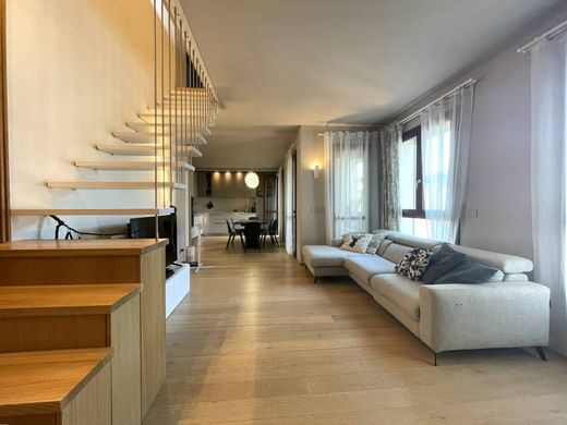 Luxury Apartment for sale in Sesto Fiorentino, 450 000 €, Photo 2