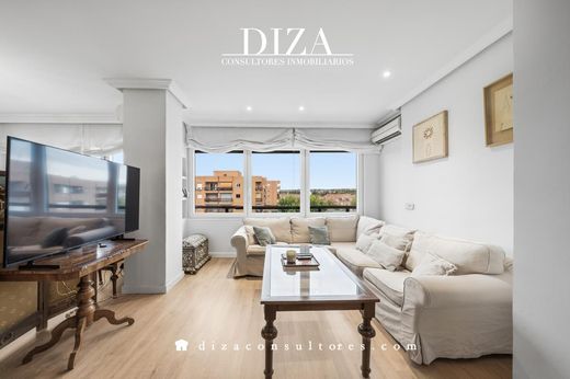 Luxury Apartment for sale in Madrid, 1 230 000 €, Photo 6