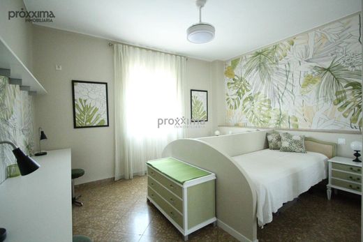 Luxury Apartment for sale in Sevilla, 425 000 €, Photo 2
