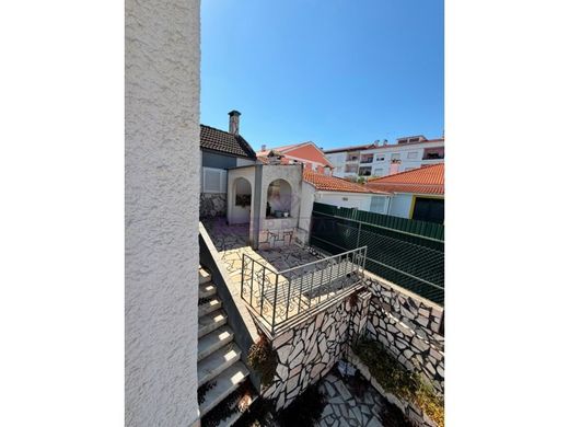 Maison de luxe à vendre à Seixal, 530 000 €, Photo 3