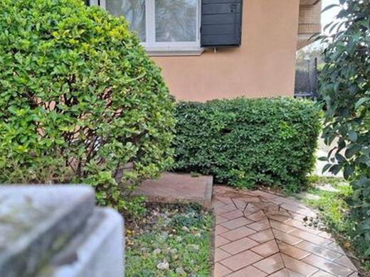 Luxury House for sale in Ravenna, 690 000 €, Photo 4