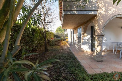 Luxury House for sale in Ravenna, 690 000 €, Photo 6