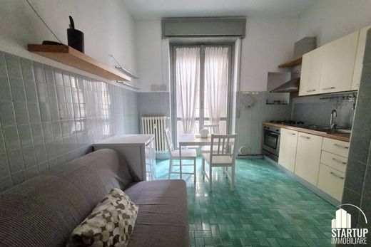 Luxury Apartment for sale in Milan, 929 000 €, Photo 6