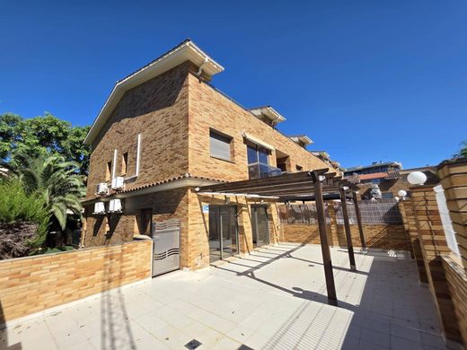 Maison de luxe à vendre à Salou, 549 000 €, Photo 2