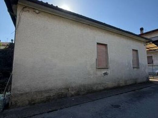 Luxury House for sale in Montignoso, 600 000 €, Photo 2