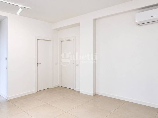 Appartement de luxe à vendre à Naples, 495 000 €, Photo 3