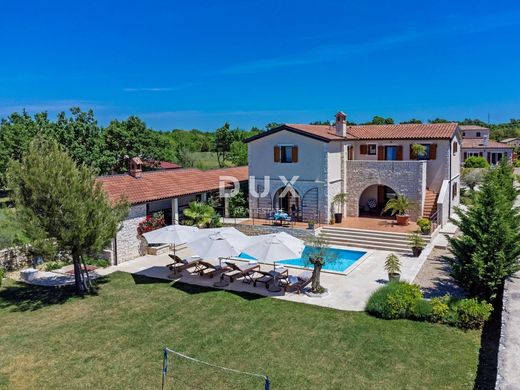 Luxury House for sale in Svetvincenat, 750 000 €, Photo 4