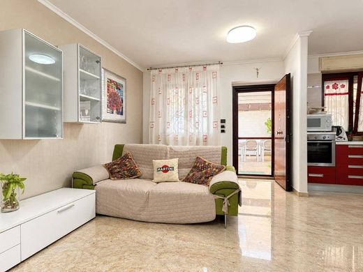 Maison de luxe à vendre à Manfredonia, 550 000 €, Photo 6