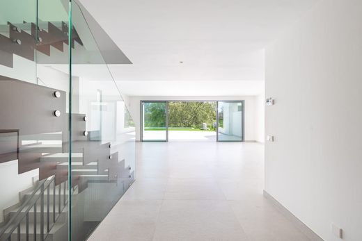 Maison de luxe à vendre à Marbella, 1 325 000 €, Photo 1